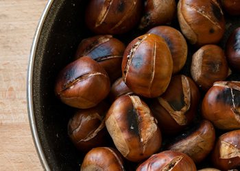 Diferents maneres de torrar les castanyes, també amb air-fryer