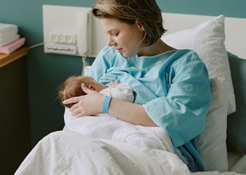 Una recerca de la UVic-UCC i el CHV desenvolupa un model d’IA capaç d’estimar la durada de la lactància materna