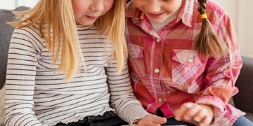 L’impacte de les pantalles en l’aprenentatge infantil