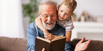 El valor dels avis en el creixement i l’educació dels infants